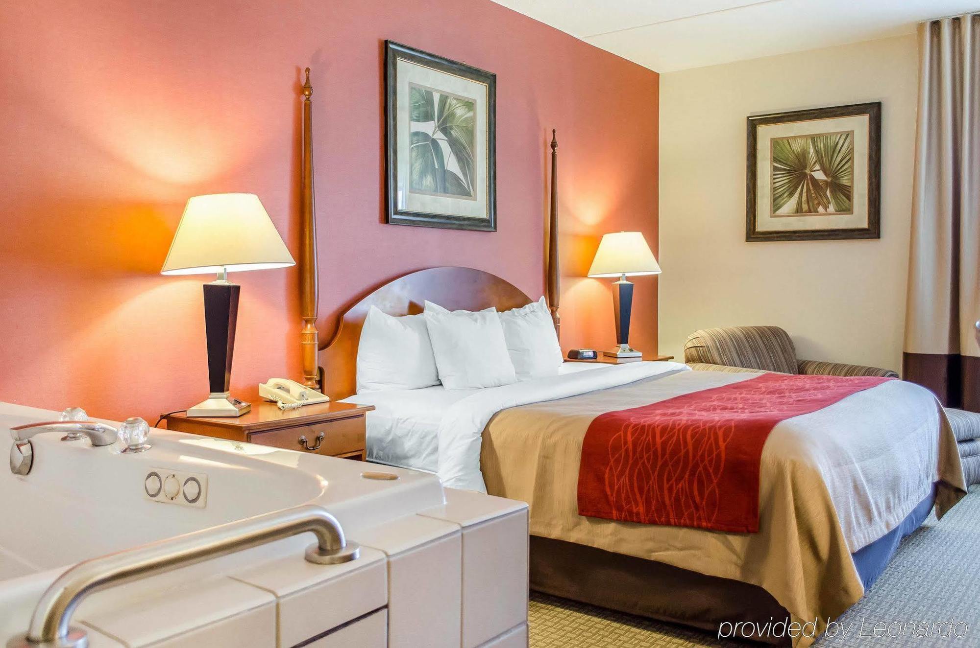 Comfort Inn & Suites York Bagian luar foto