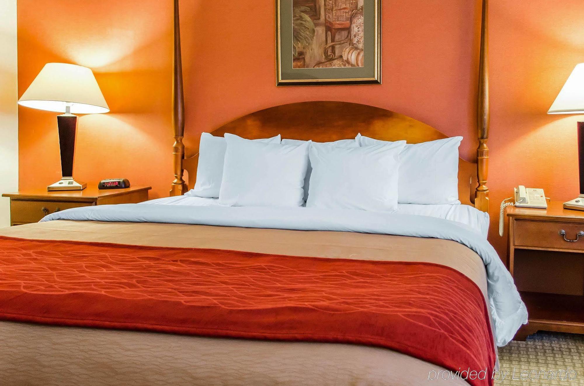 Comfort Inn & Suites York Bagian luar foto
